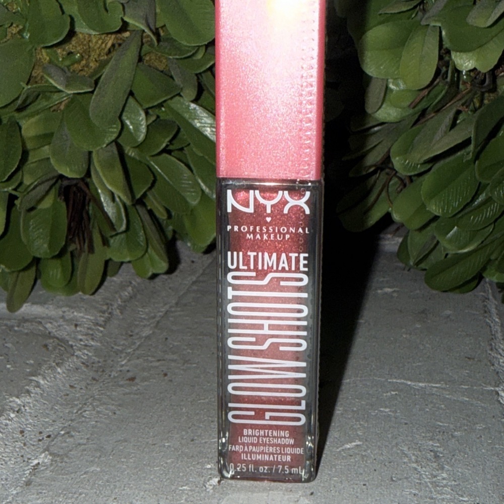 NYX Professional Makeup Ultimate Glow Shots Raspberry‎ Rave Prize 7.5 mL. New-3